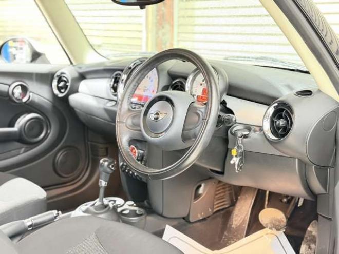 ミニクーパー　下廻防錆キーレス 正規輸入車 2WD 1600