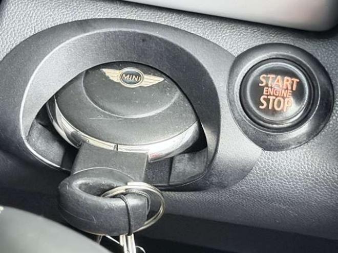 ミニクーパー　下廻防錆キーレス 正規輸入車 2WD 1600
