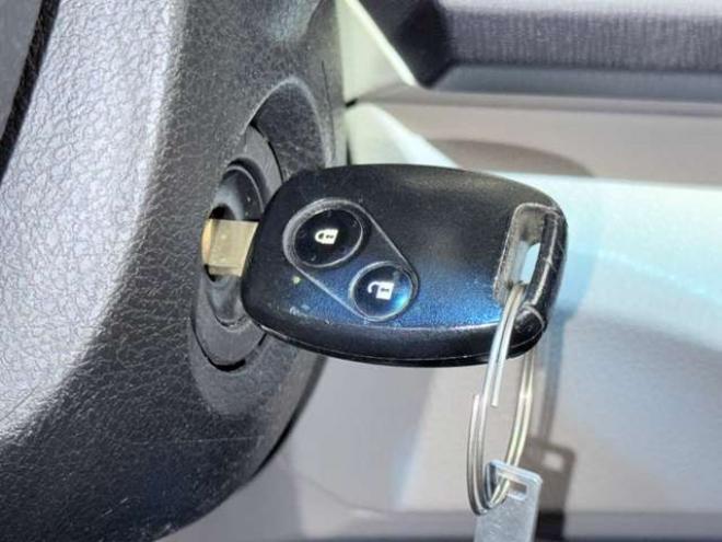 オデッセイ2.4 M 4WD　下廻防錆TVナビBカメエンスタETC 2400