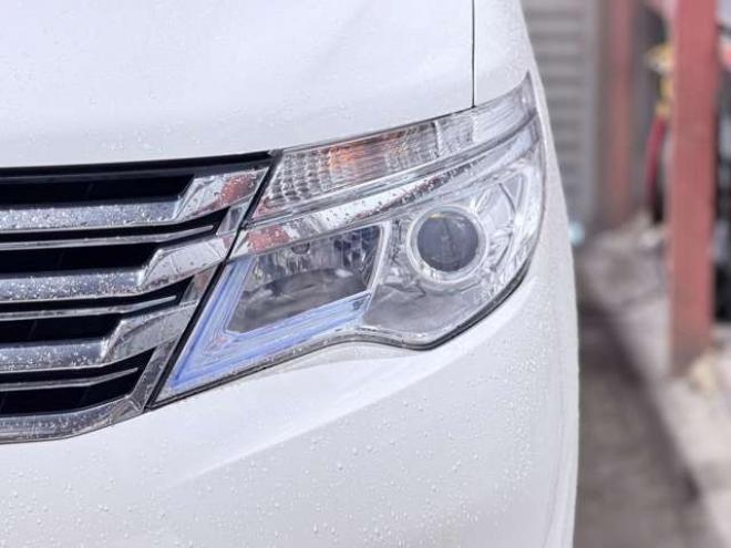 セレナ2.0 20X 4WD　下廻防錆TVナビBカメETC夏冬タイヤ 2000