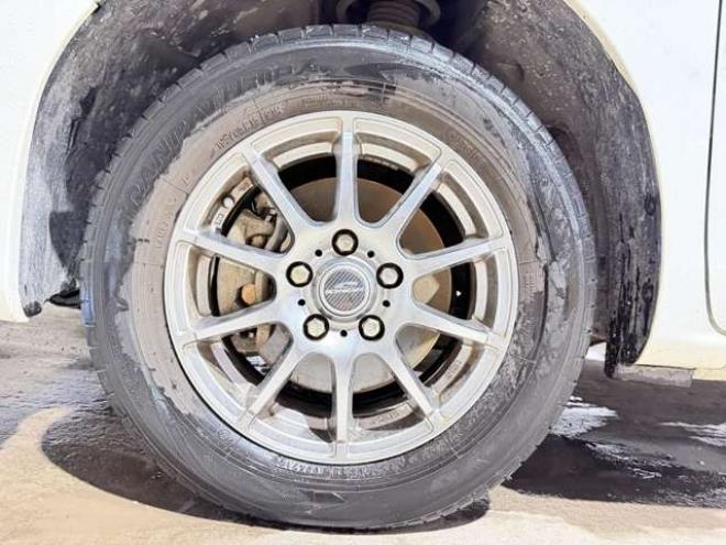 セレナ2.0 20X 4WD　下廻防錆TVナビBカメETC夏冬タイヤ 2000