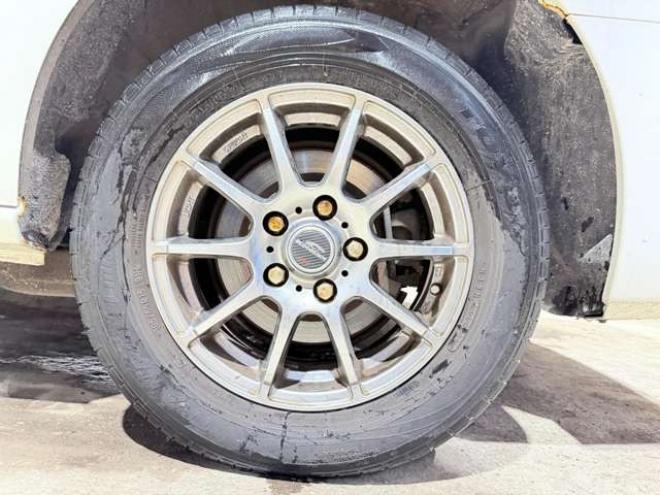 セレナ2.0 20X 4WD　下廻防錆TVナビBカメETC夏冬タイヤ 2000