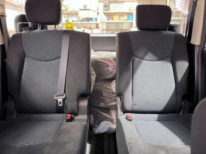 セレナ2.0 20X 4WD　下廻防錆TVナビBカメETC夏冬タイヤ 2000