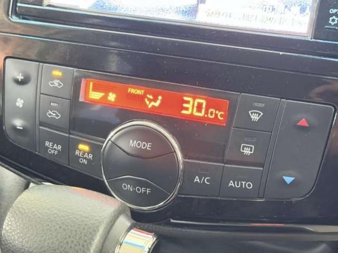 セレナ2.0 20X 4WD　下廻防錆TVナビBカメETC夏冬タイヤ 2000