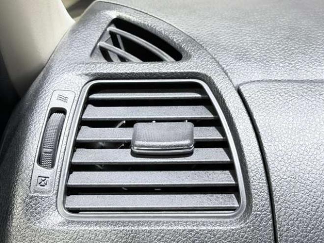 セレナ2.0 20X 4WD　下廻防錆TVナビBカメETC夏冬タイヤ 2000