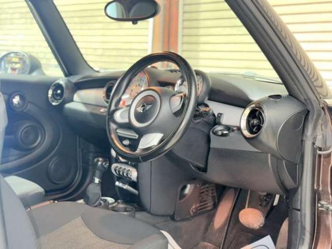 ミニコンバーチブル クーパー　下廻防錆CDキーレス 正規輸入車 2WD 1600