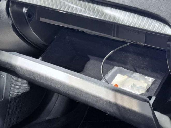 レガシィB4 2.5 i Bスポーツ アイサイト Gパッケージ 4WD　下廻防錆TVナビBカメETC 2500