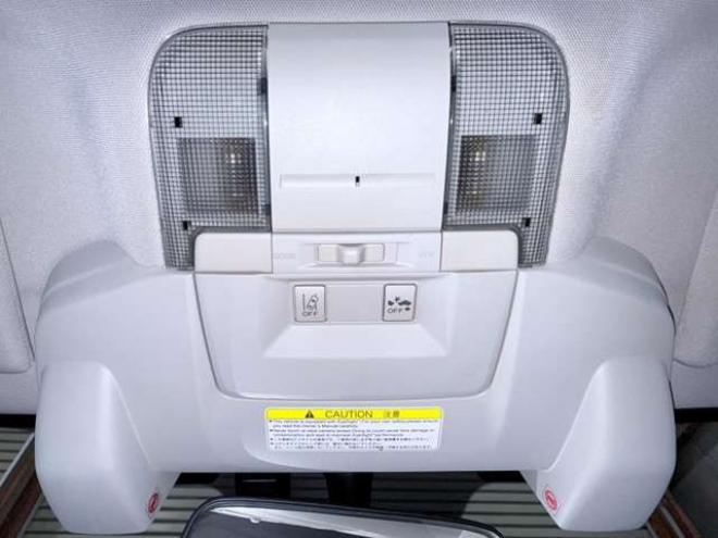 レガシィB4 2.5 i Bスポーツ アイサイト Gパッケージ 4WD　下廻防錆TVナビBカメETC 2500