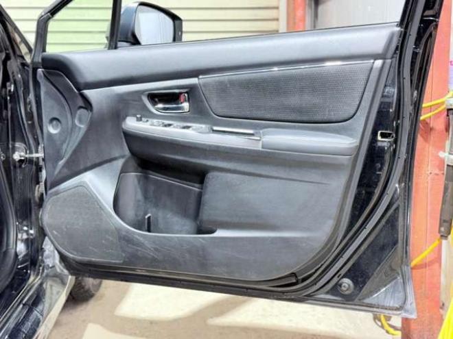 レヴォーグ1.6 GT アイサイト 4WD　下廻防錆TVナビBカメ 1600