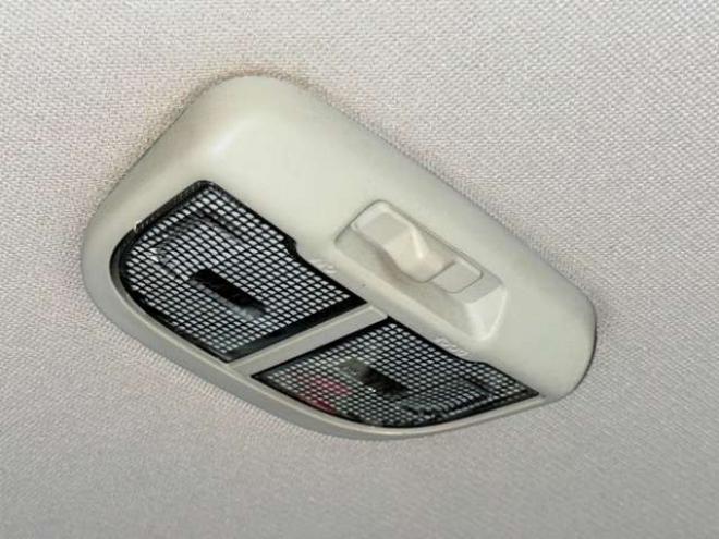 レヴォーグ1.6 GT アイサイト 4WD　下廻防錆TVナビBカメ 1600