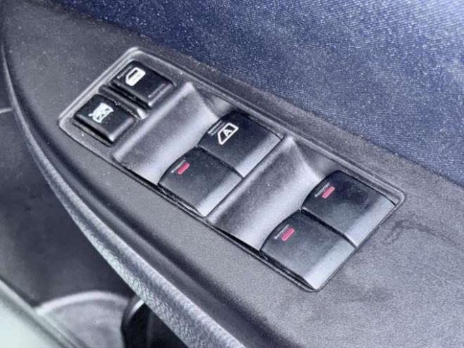 レガシィB4 2.5 i Lパッケージ 4WD　下廻防錆TVナビETC 2500