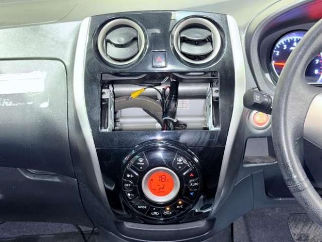 ノート1.2 ライダー ブラックライン エマージェンシーブレーキ パッケージ 4WD　下廻防錆キーレスETC 1200