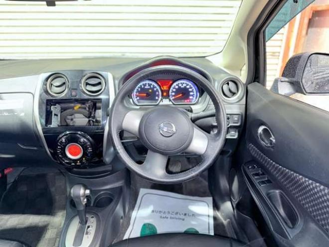 ノート1.2 ライダー ブラックライン エマージェンシーブレーキ パッケージ 4WD　下廻防錆キーレスETC 1200