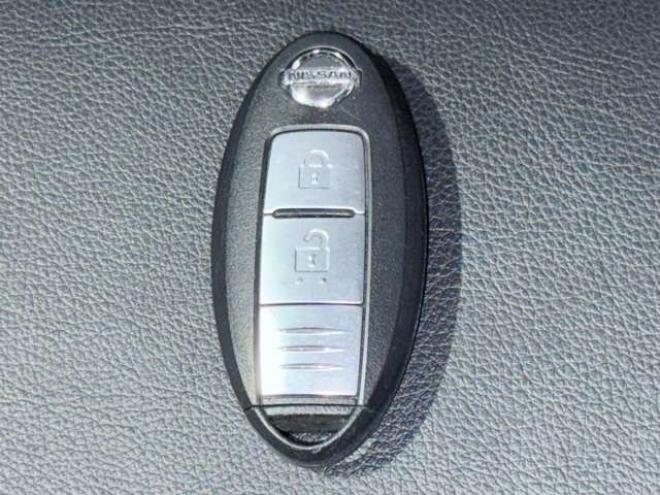 ノート1.2 ライダー ブラックライン エマージェンシーブレーキ パッケージ 4WD　下廻防錆キーレスETC 1200