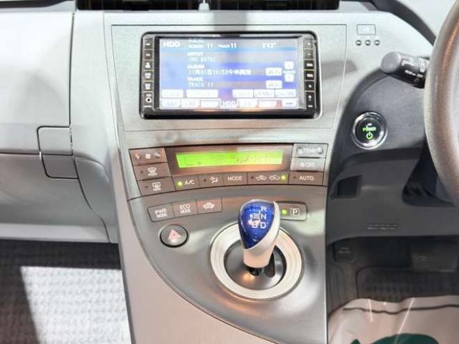 プリウス1.8 S　下廻防錆TVナビBカメエンスタ 2WD 1800