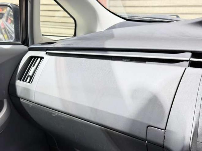 プリウス1.8 S　下廻防錆TVナビBカメエンスタ 2WD 1800