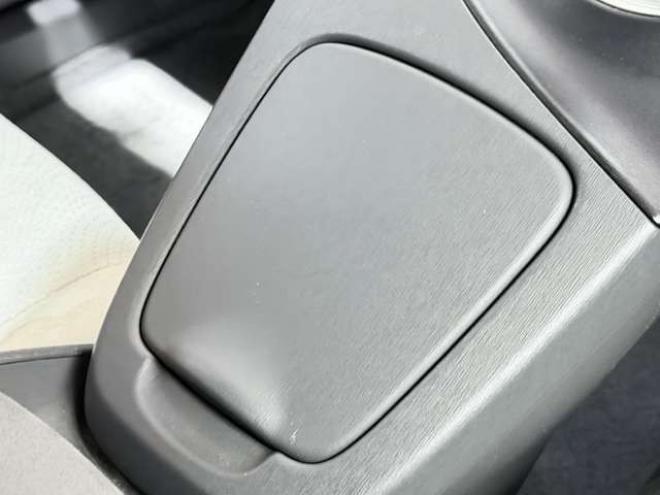 プリウス1.8 S　下廻防錆TVナビBカメエンスタ 2WD 1800