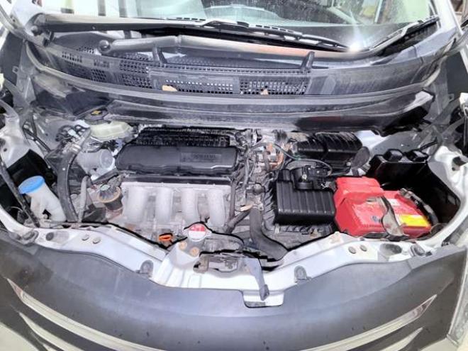 フリード1.5 G Lパッケージ 4WD　下廻防錆TVナビBカメ 1500