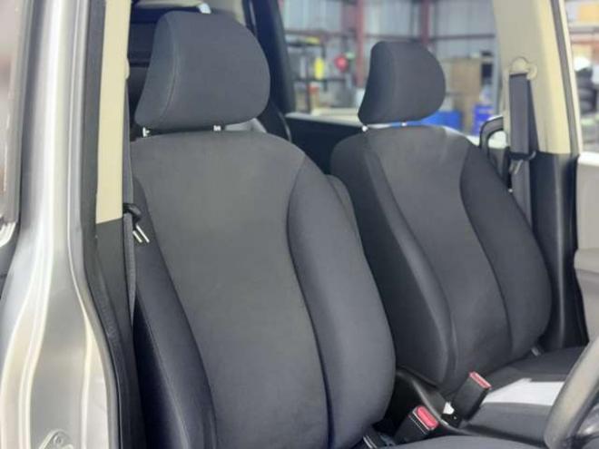 フリード1.5 G Lパッケージ 4WD　下廻防錆TVナビBカメ 1500