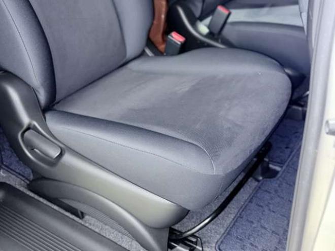 フリード1.5 G Lパッケージ 4WD　下廻防錆TVナビBカメ 1500