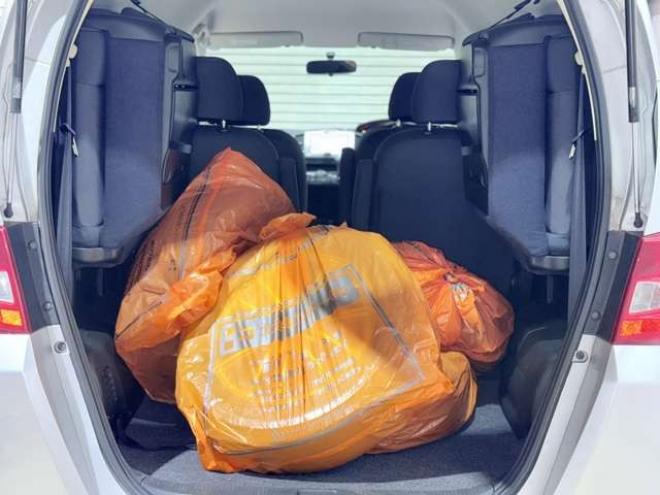 フリード1.5 G Lパッケージ 4WD　下廻防錆TVナビBカメ 1500