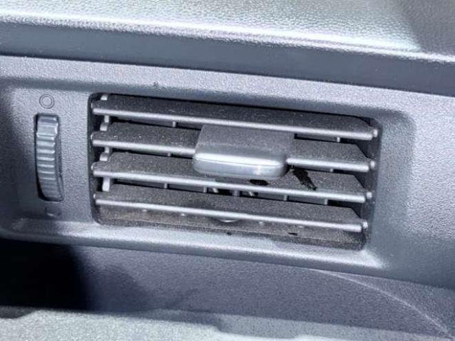 フリード1.5 G Lパッケージ 4WD　下廻防錆TVナビBカメ 1500