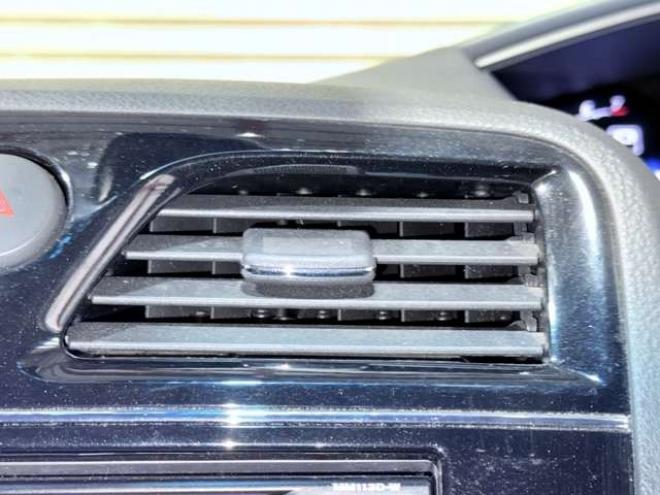 セレナ2.0 20X 4WD　下廻防錆TVナビBカメETCエンスタ 2000