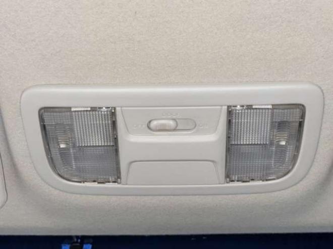 ステップワゴン2.0 L 4WD　下廻防錆 2000