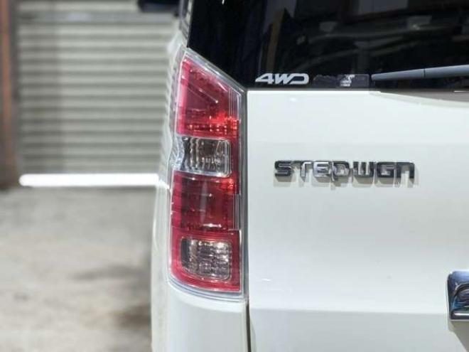 ステップワゴン2.0 G Lパッケージ 4WD　下廻防錆TVナビBカメETC 2000