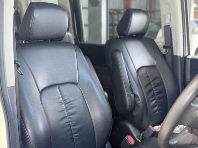 ステップワゴン2.0 G Lパッケージ 4WD　下廻防錆TVナビBカメETC 2000