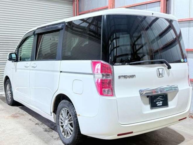 ステップワゴン2.0 G Lパッケージ 4WD　下廻防錆TVナビBカメETC 2000