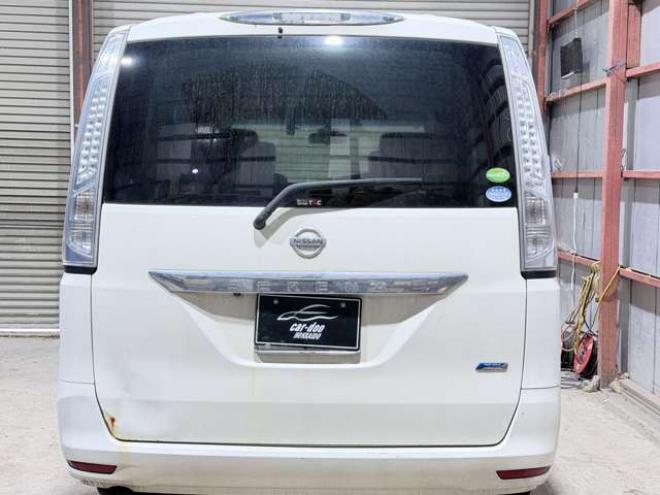 セレナ2.0 20X Vセレクション+Safety 4WD　防錆塗装TVナビBカメETC 2000