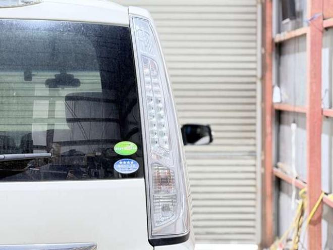 セレナ2.0 20X Vセレクション+Safety 4WD　防錆塗装TVナビBカメETC 2000