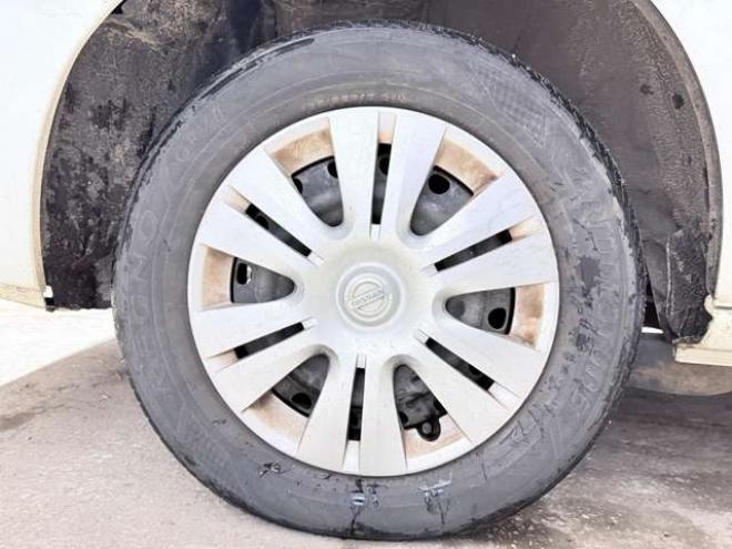 セレナ2.0 20X Vセレクション+Safety 4WD　防錆塗装TVナビBカメETC 2000