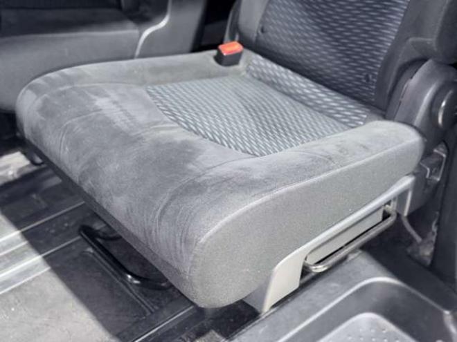 セレナ2.0 20X Vセレクション+Safety 4WD　防錆塗装TVナビBカメETC 2000