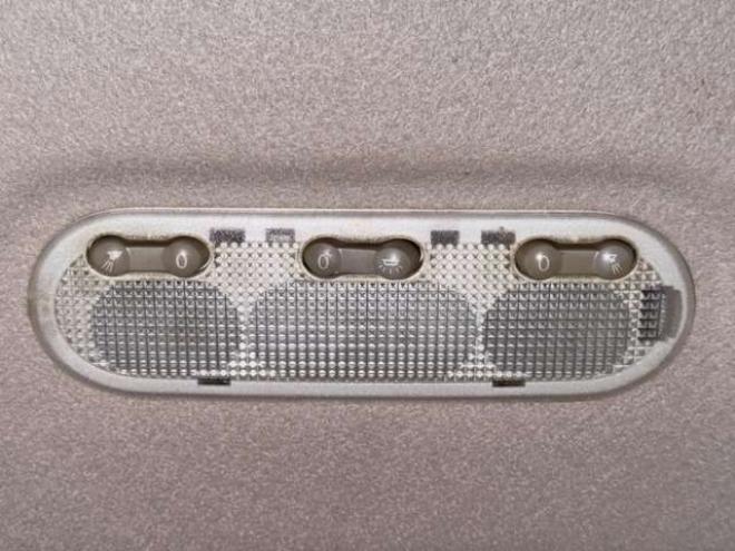 セレナ2.0 20X Vセレクション+Safety 4WD　防錆塗装TVナビBカメETC 2000