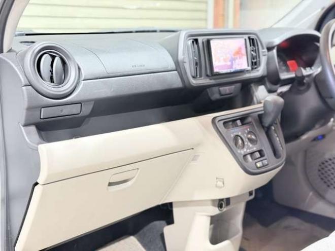 パッソ1.0 X 4WD　防錆塗装TVナビBカメエンスタ 1000