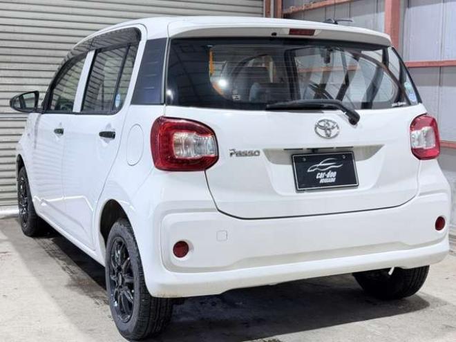 パッソ1.0 X 4WD　防錆塗装TVナビBカメエンスタ 1000