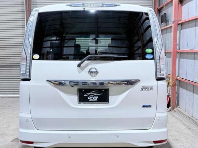 セレナ2.0 ハイウェイスター Vセレクション+Safety アドバンストセーフティ パッケージ 4WD　防錆塗装TVナビETCエンスタ 2000