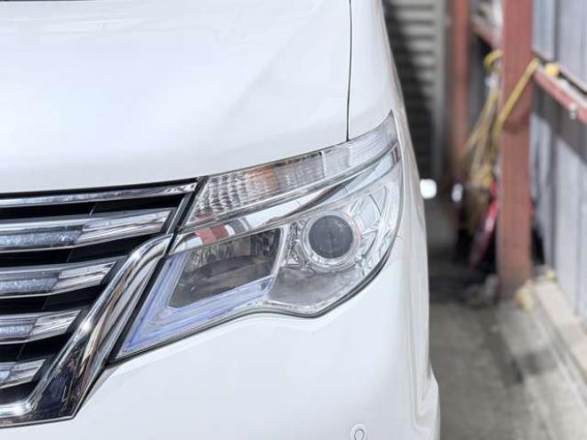 セレナ2.0 ハイウェイスター Vセレクション+Safety アドバンストセーフティ パッケージ 4WD　防錆塗装TVナビETCエンスタ 2000