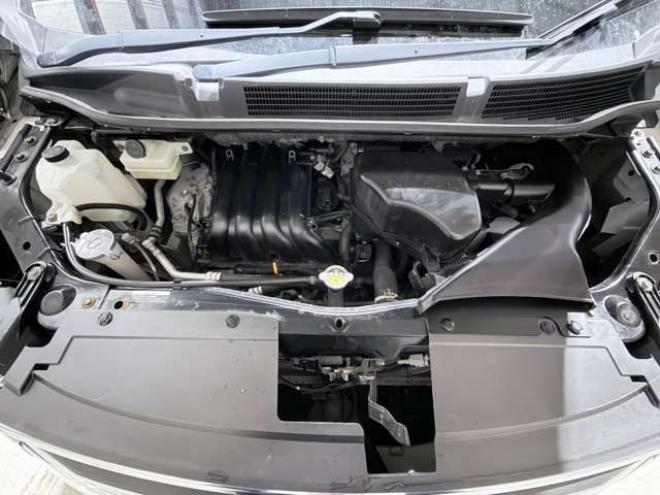 セレナ2.0 ハイウェイスター Vセレクション+Safety アドバンストセーフティ パッケージ 4WD　防錆塗装TVナビETCエンスタ 2000