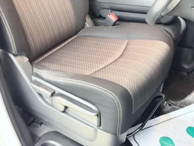 セレナ2.0 ハイウェイスター Vセレクション+Safety アドバンストセーフティ パッケージ 4WD　防錆塗装TVナビETCエンスタ 2000