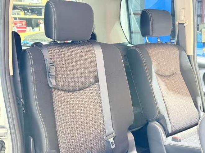 セレナ2.0 ハイウェイスター Vセレクション+Safety アドバンストセーフティ パッケージ 4WD　防錆塗装TVナビETCエンスタ 2000