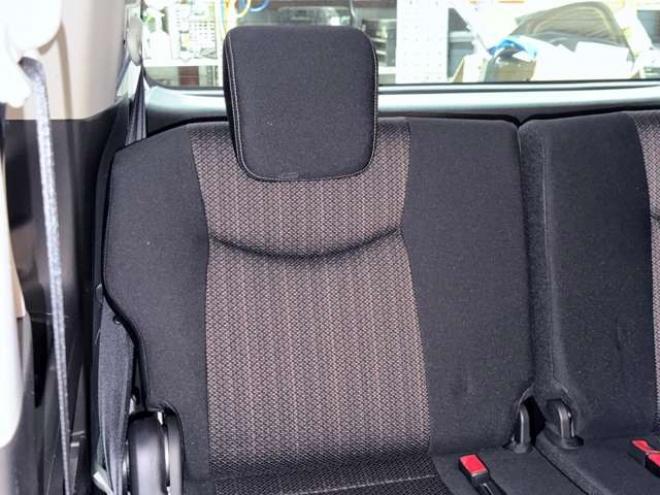 セレナ2.0 ハイウェイスター Vセレクション+Safety アドバンストセーフティ パッケージ 4WD　防錆塗装TVナビETCエンスタ 2000