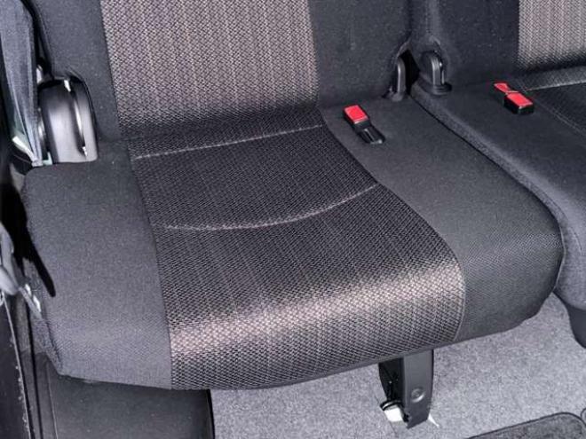 セレナ2.0 ハイウェイスター Vセレクション+Safety アドバンストセーフティ パッケージ 4WD　防錆塗装TVナビETCエンスタ 2000