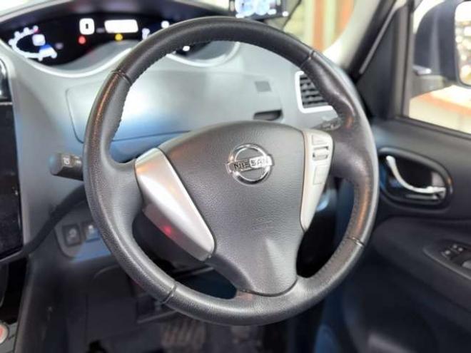 セレナ2.0 ハイウェイスター Vセレクション+Safety アドバンストセーフティ パッケージ 4WD　防錆塗装TVナビETCエンスタ 2000