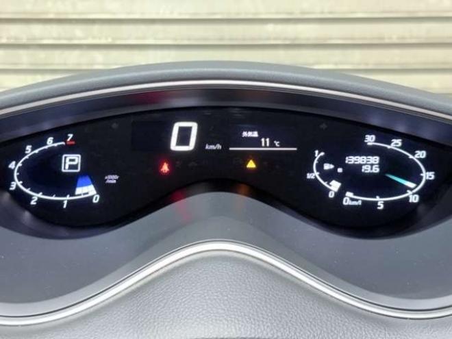 セレナ2.0 ハイウェイスター Vセレクション+Safety アドバンストセーフティ パッケージ 4WD　防錆塗装TVナビETCエンスタ 2000