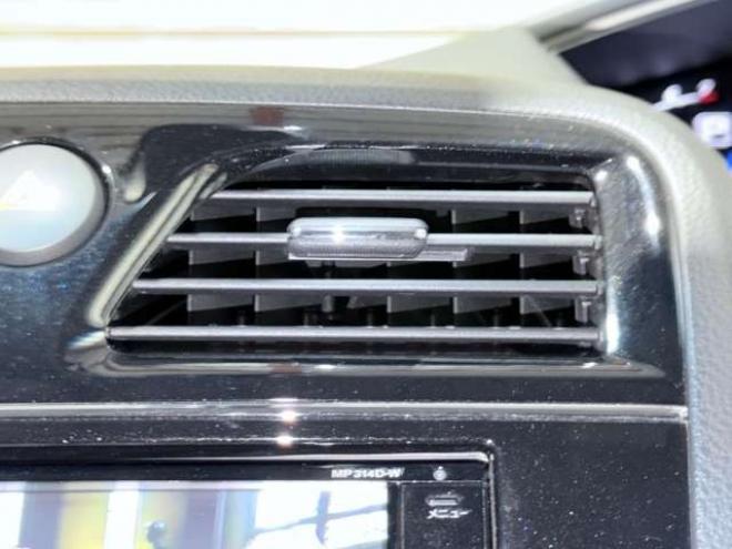 セレナ2.0 ハイウェイスター Vセレクション+Safety アドバンストセーフティ パッケージ 4WD　防錆塗装TVナビETCエンスタ 2000