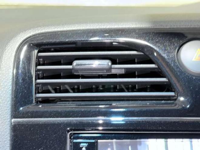 セレナ2.0 ハイウェイスター Vセレクション+Safety アドバンストセーフティ パッケージ 4WD　防錆塗装TVナビETCエンスタ 2000