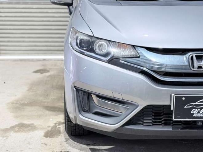 フィット1.5 ハイブリッド Lパッケージ 4WD　防錆塗装TVナビBカメ 1500